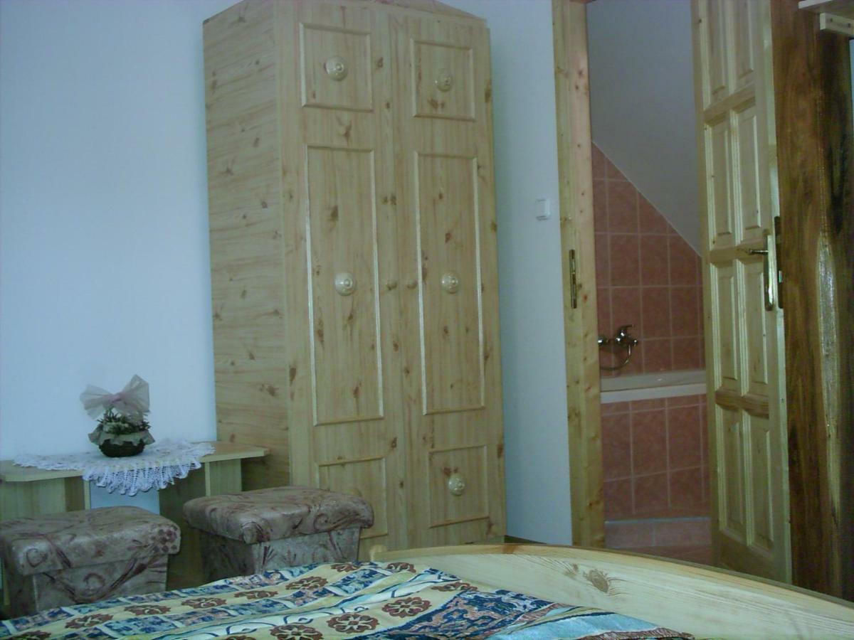 Lila Akac Vendeghaz Hotel Dabrony Luaran gambar